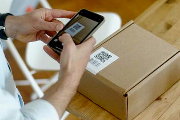 Бизнес в Кыргызстане хотят обязать устанавливать QR-коды